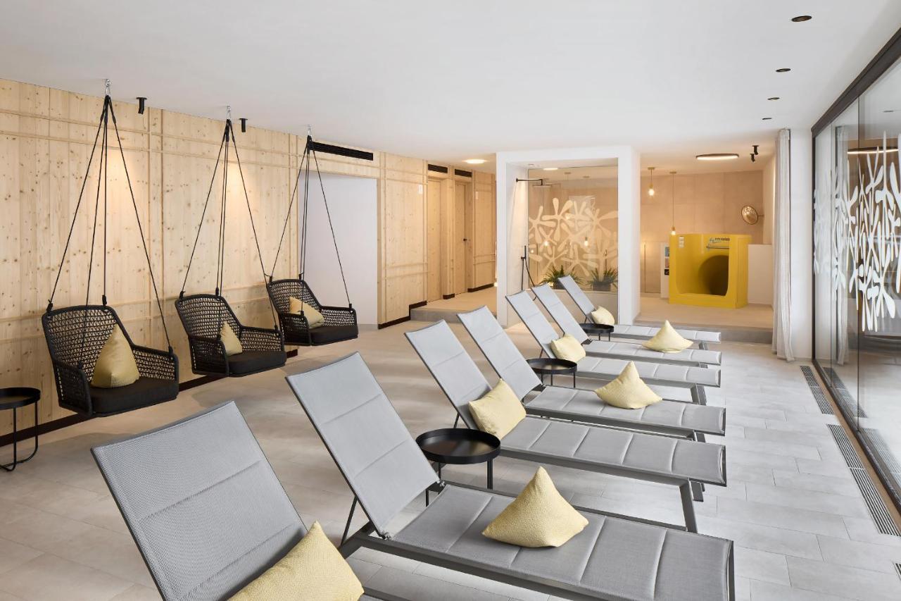 Movi Family Apart-Hotel ****S Корвара-ін-Бадія Екстер'єр фото