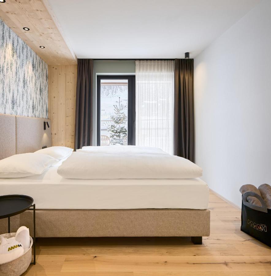 Movi Family Apart-Hotel ****S Корвара-ін-Бадія Екстер'єр фото