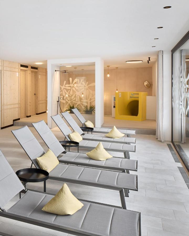 Movi Family Apart-Hotel ****S Корвара-ін-Бадія Екстер'єр фото