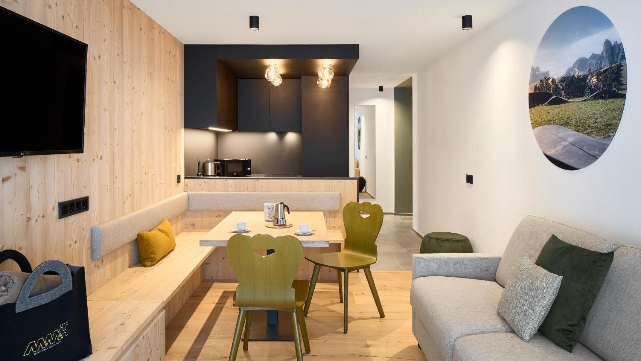 Movi Family Apart-Hotel ****S Корвара-ін-Бадія Екстер'єр фото